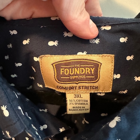 Blue pineapple button down - Picture 2 of 3